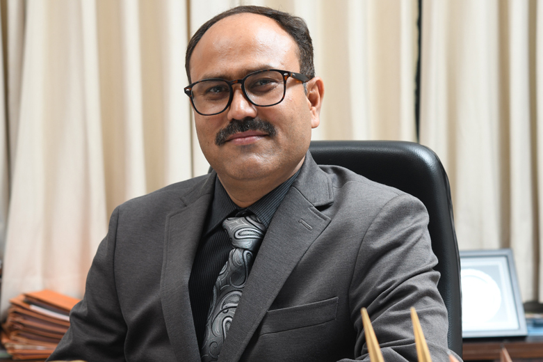 Dr. R. K. Dwivedi Principal, Faculty of Engineering, TMU