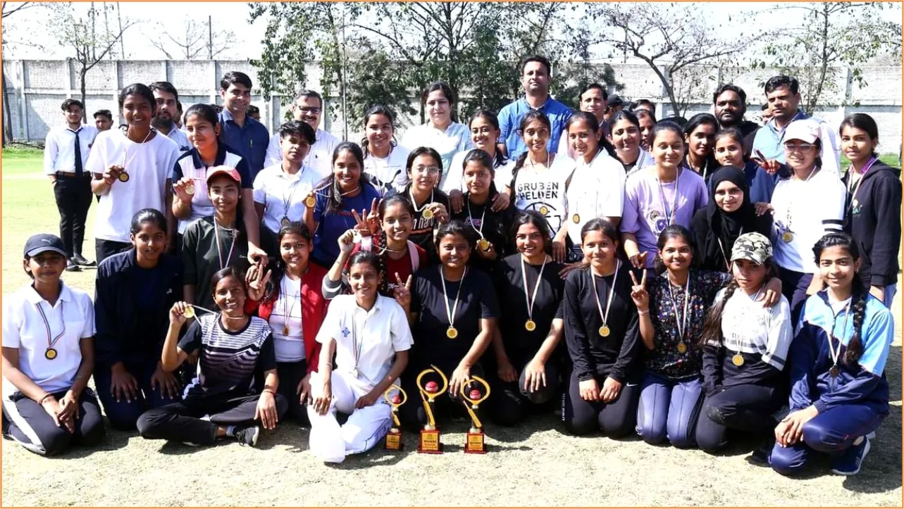 Faculty of Education Won the Box Cricket Tournament