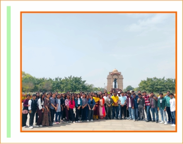 TMU Students Visit the National War Memorial | TMU News