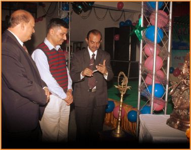 TMU college of pharmacy lighting lamp