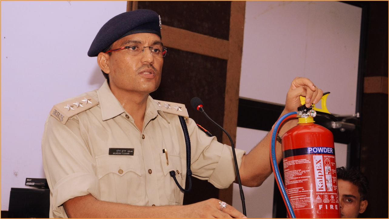Visit of Chief Fire Officer Shri Mukesh Kumar of Moradabad Division